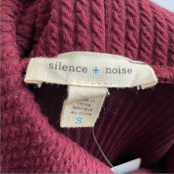 UO Silence + Noise Jodi Mock Neck Bodycon Midi Dress Size S - Picture 6 of 10